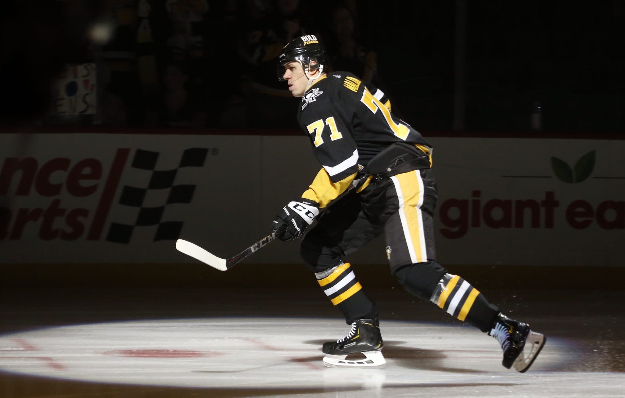 Penguins’ Evgeni Malkin records 1,300th career point in loss to Maple Leafs