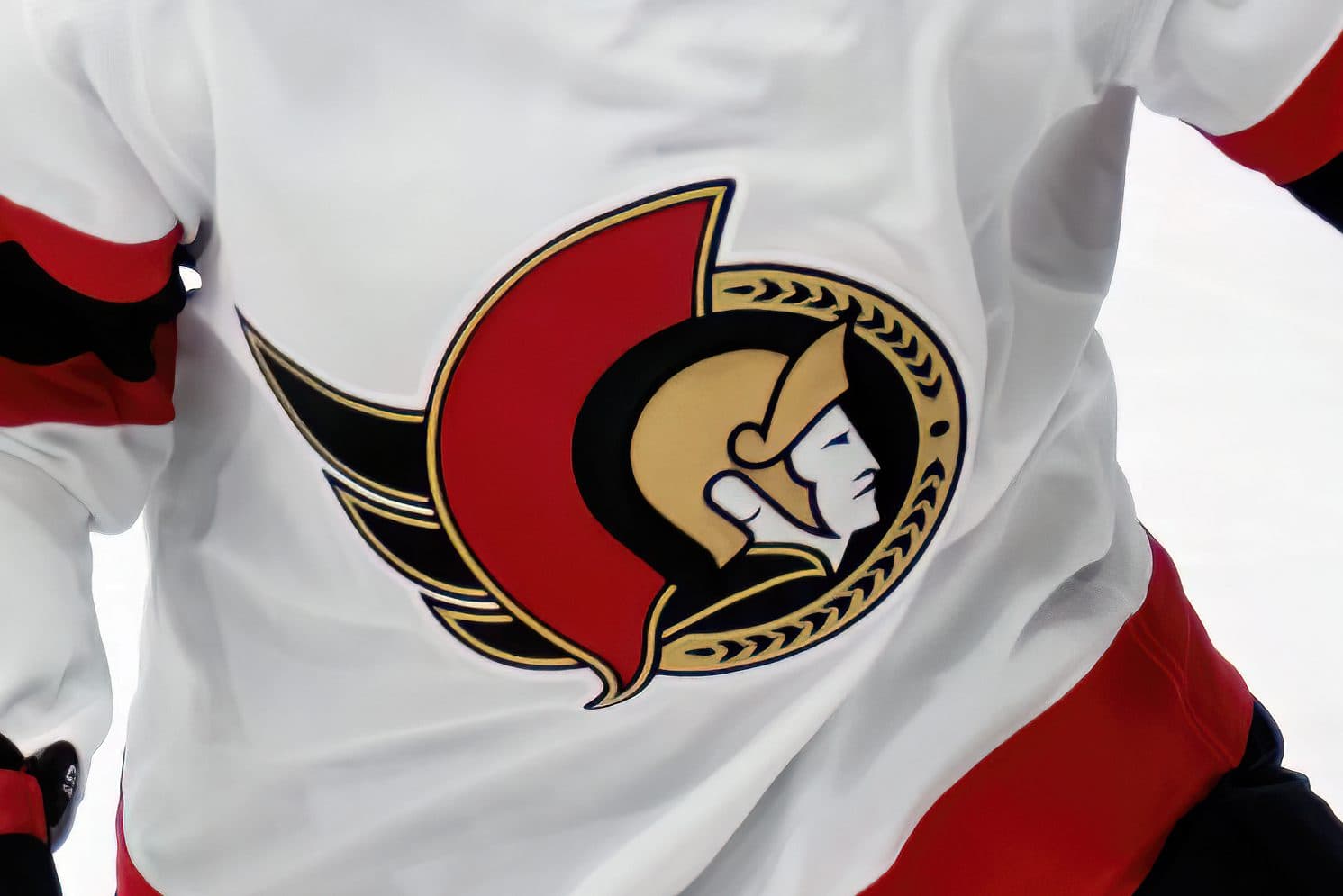 Senators sign Wyatt Bongiovanni to one-year contract