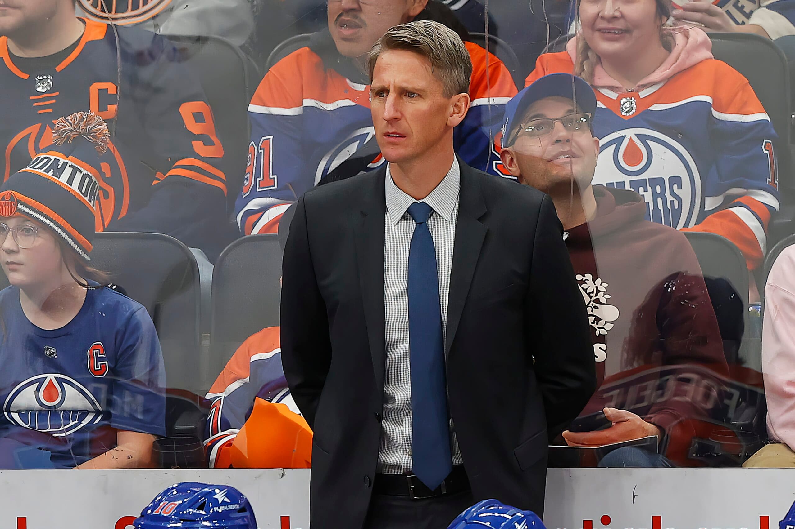 Oilers sign coach Kris Knoblauch to three-year extension