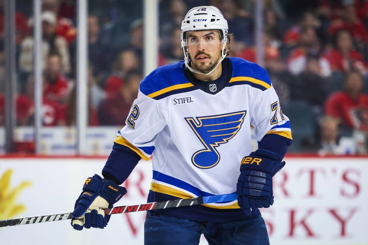 Red Wings acquire Faulk from Blues for Holl, draft picks
