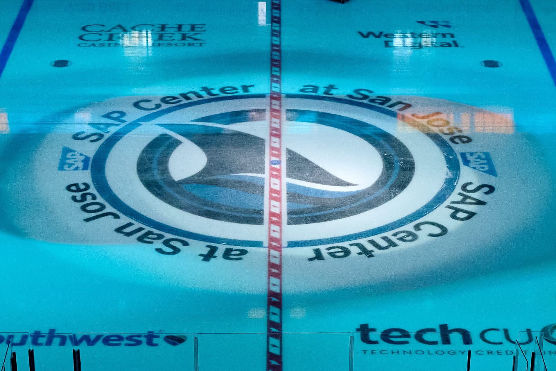 Sharks sign EBUG with Yaroslav Askarov out against Bruins