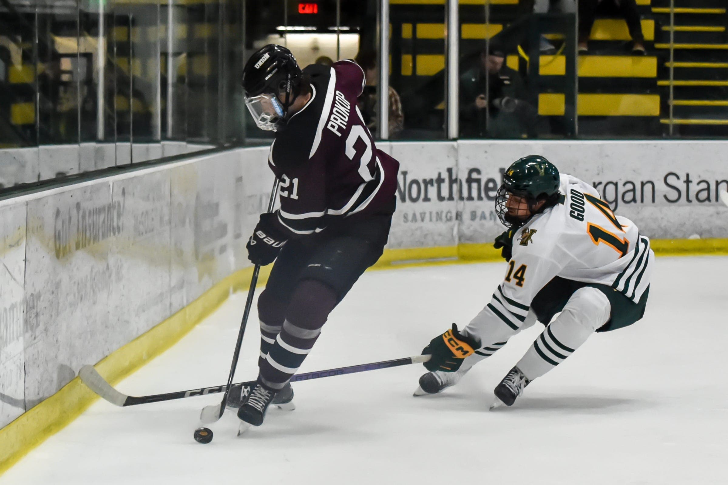 Maple Leafs sign college UFA John Prokop to one-year contract