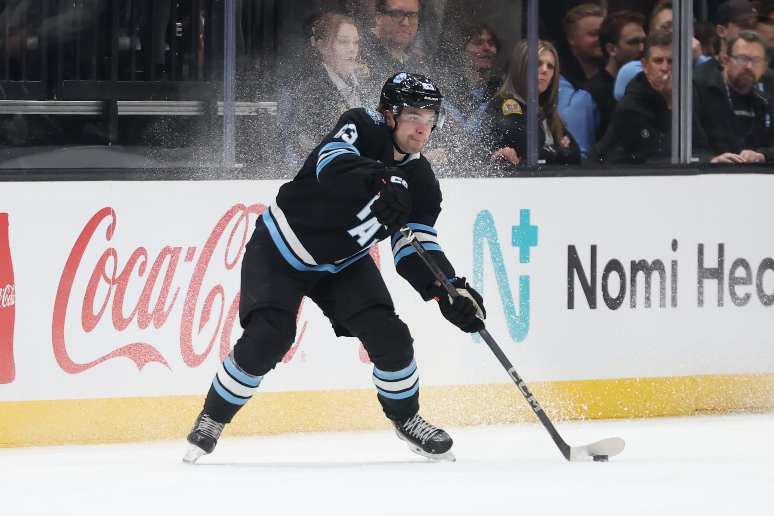 Mammoth trade Matias Maccelli to Maple Leafs for conditional draft pick