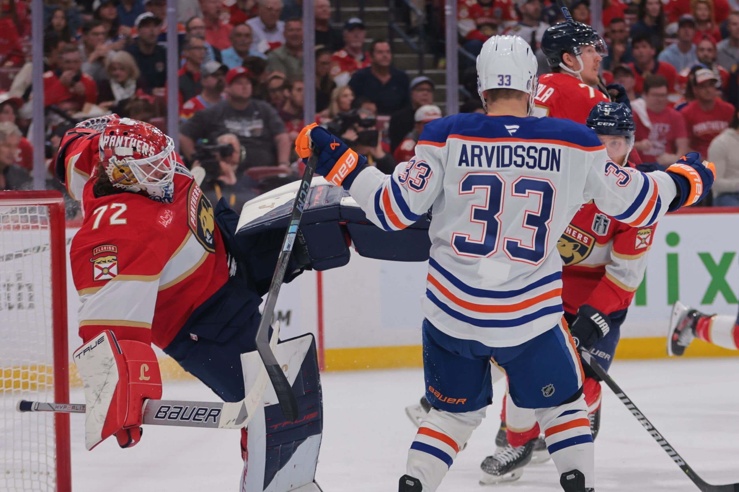 Oilers’ Viktor Arvidsson in lineup for Game 5, Kasperi Kapanen out