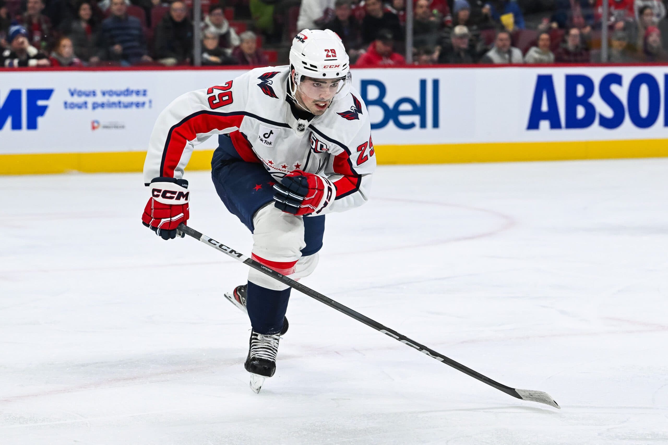 Report: Capitals re-sign Hendrix Lapierre to one-year contract