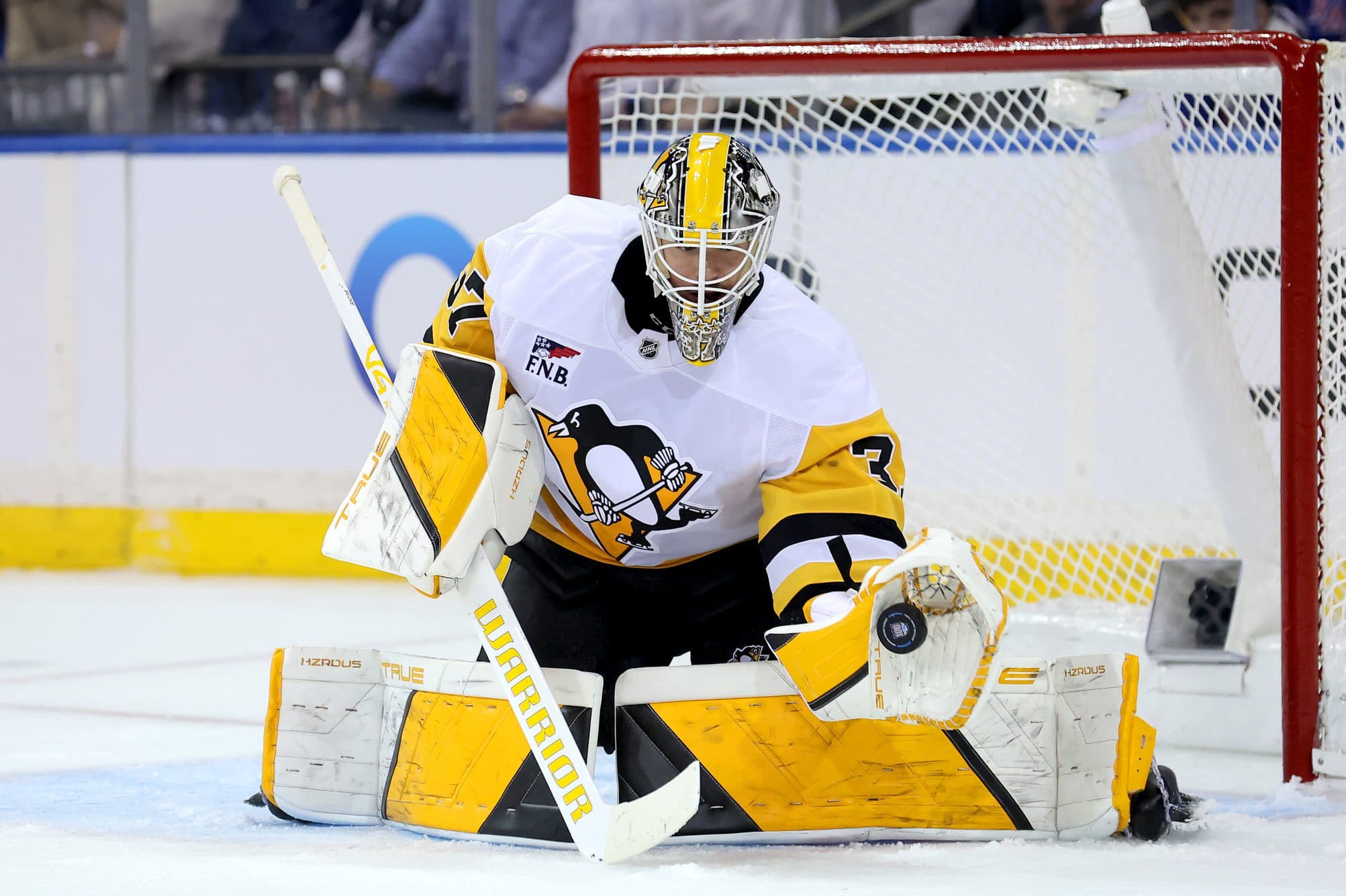 Penguins’ Arturs Silovs to start Game 4 against Flyers