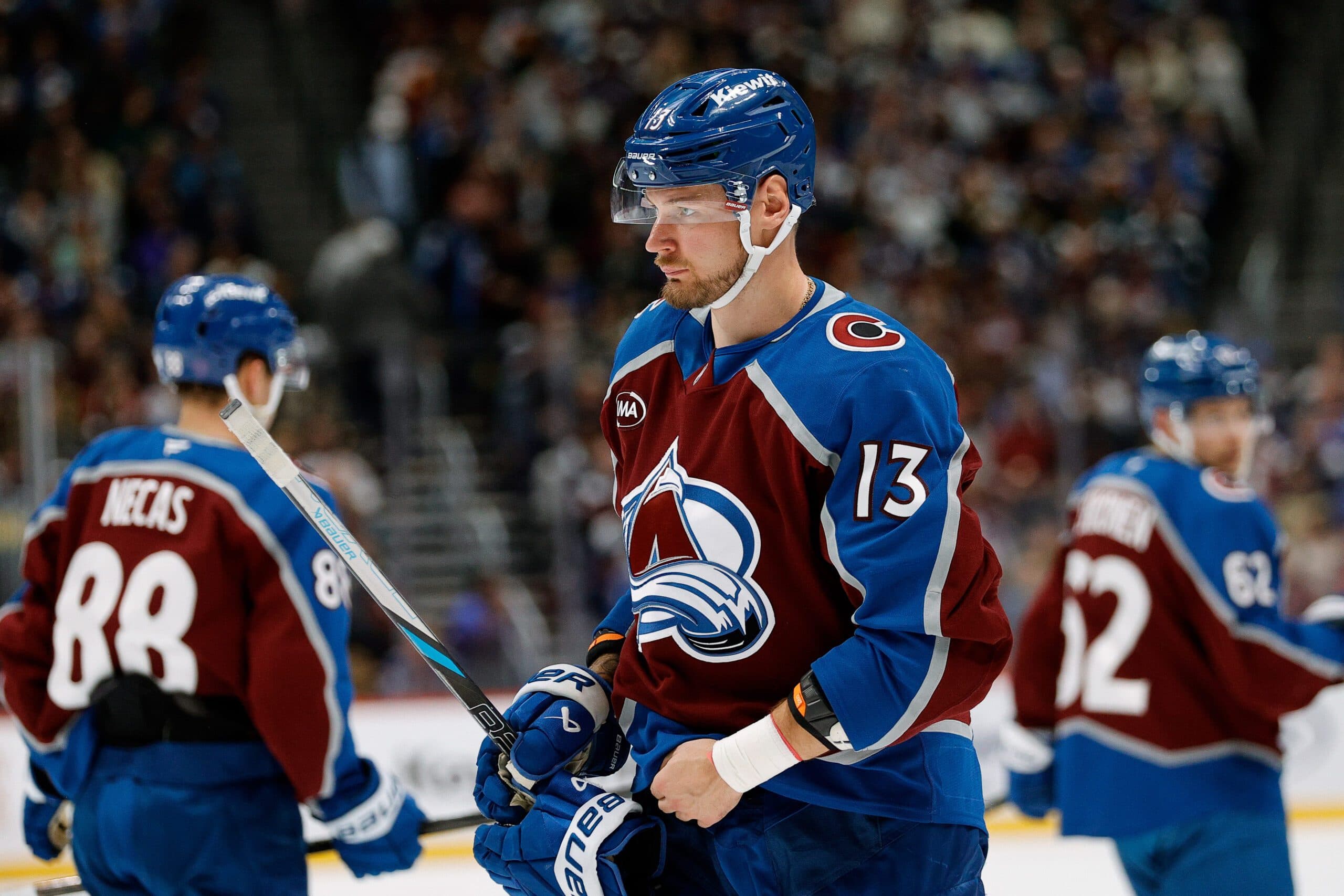 Avalanche’s Valeri Nichushkin sustained minor injuries in car accident