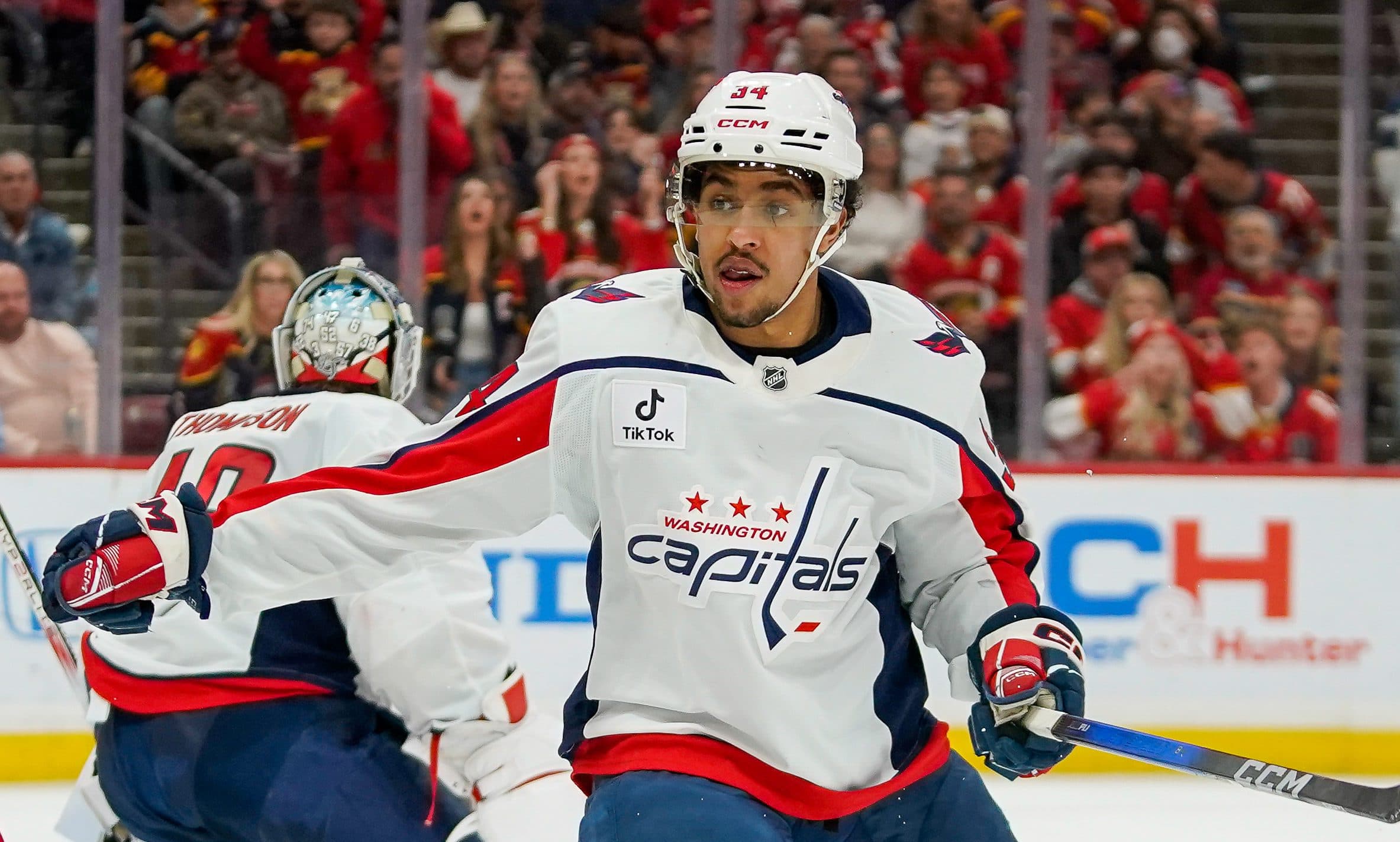 Capitals’ Justin Sourdif leaves game with upper-body injury