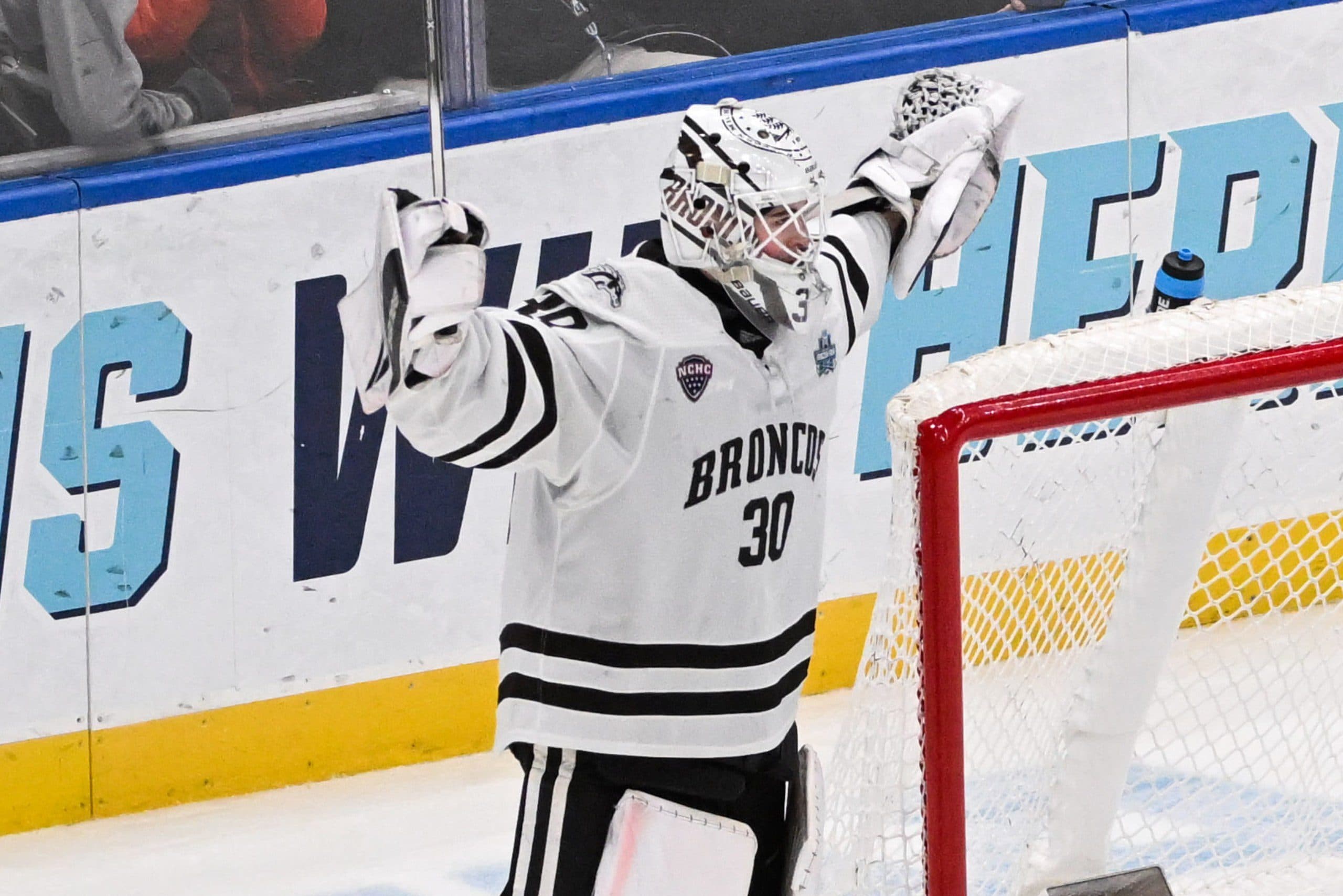 Kings sign Hampton Slukynsky to entry-level contract