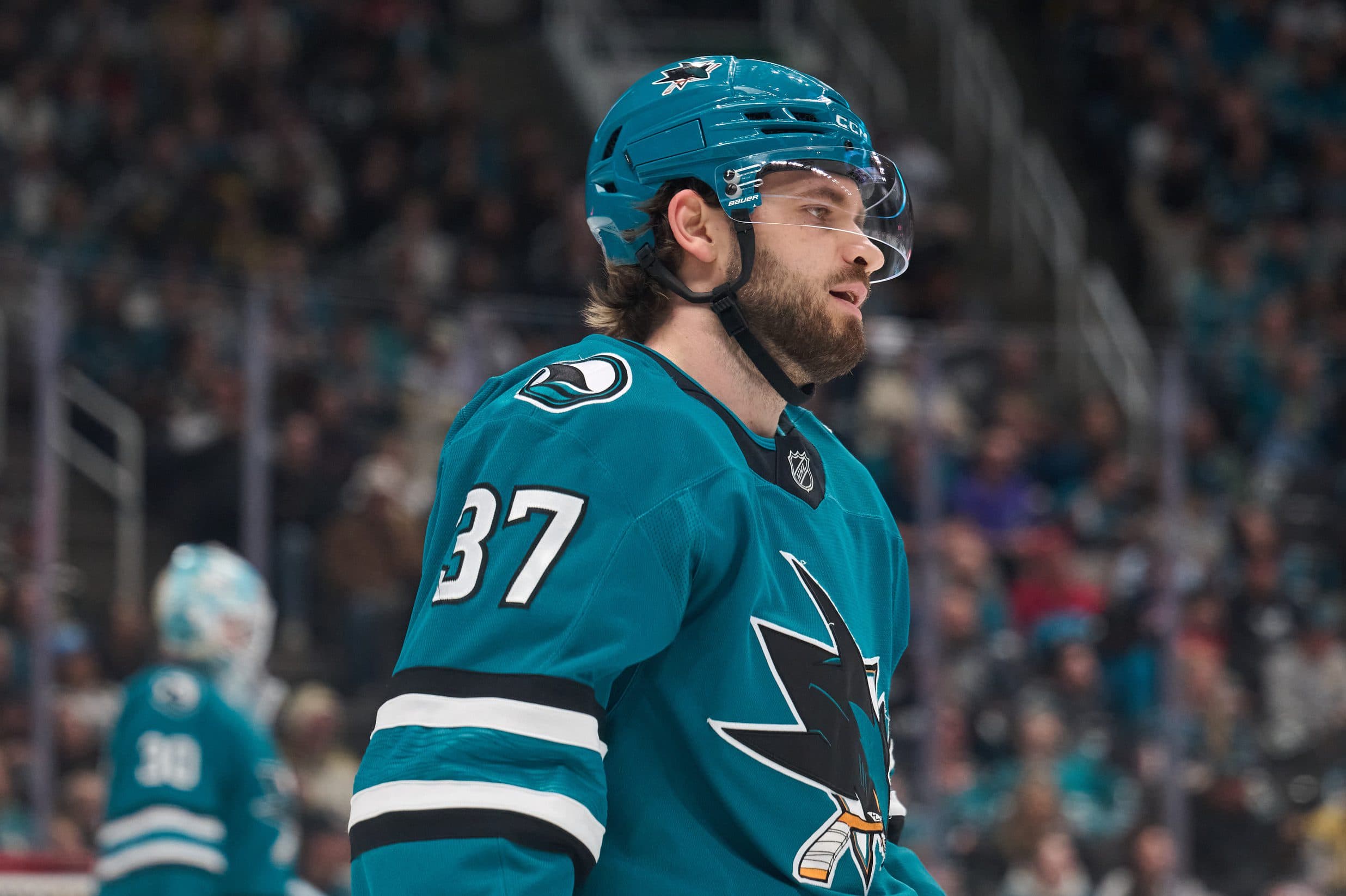 Capitals acquire Timothy Liljegren from Sharks