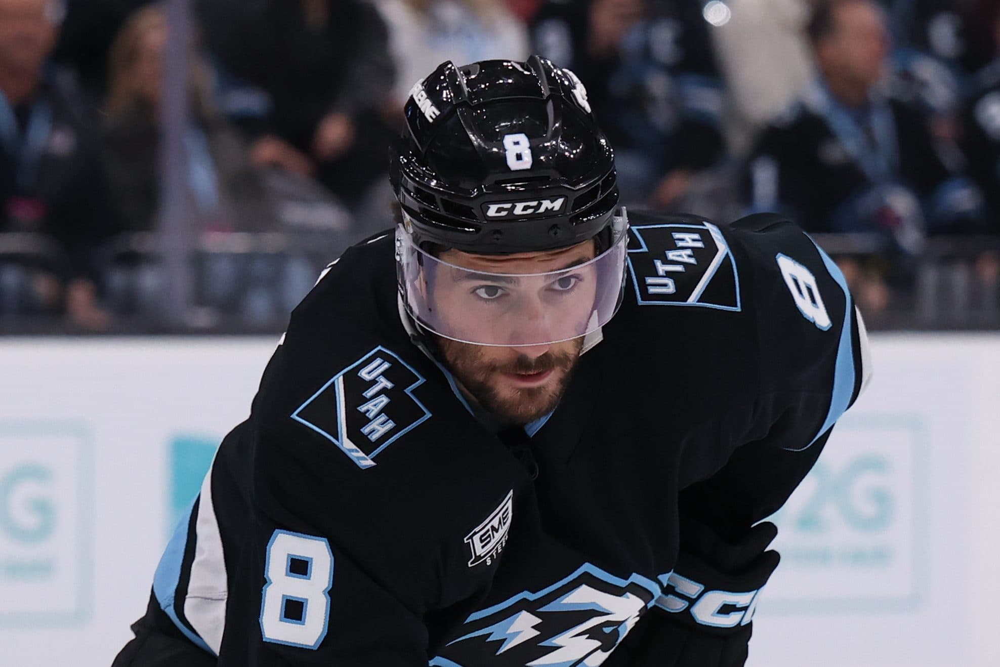 Mammoth re-sign Nick Schmaltz to eight-year extension