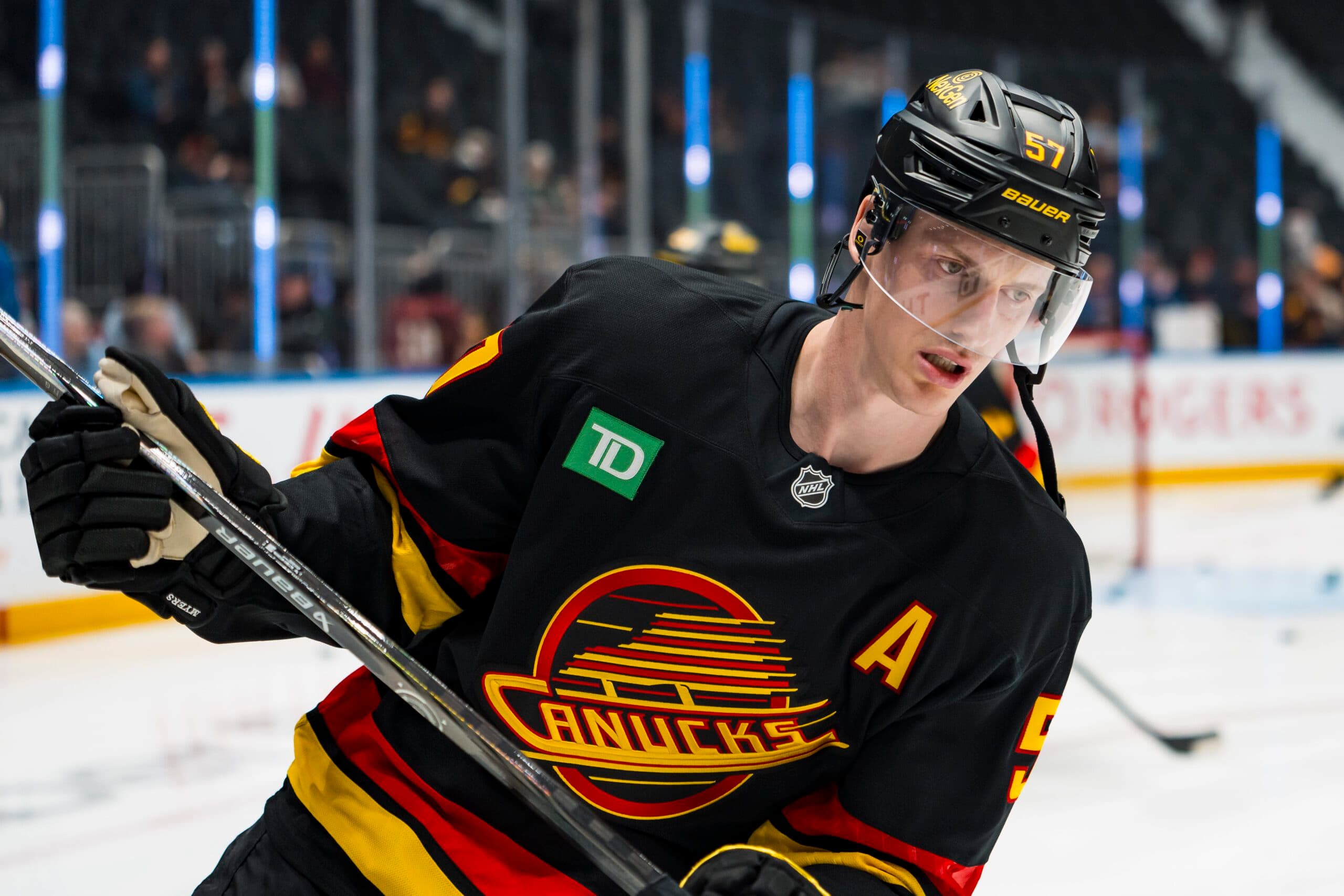 Stars acquire Tyler Myers from Canucks for draft picks
