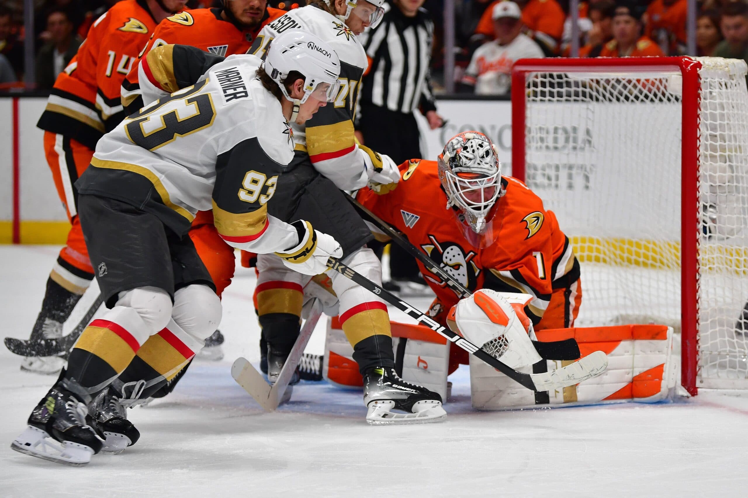 Stanley Cup Playoffs Day 21: Golden Knights, Canadiens pick up convincing victories