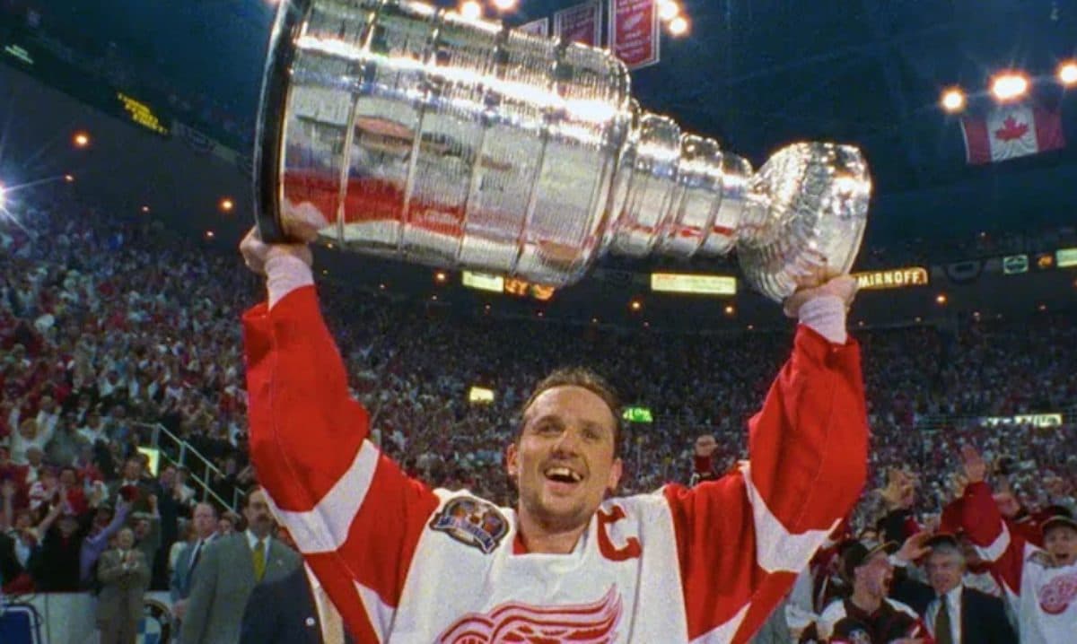 Detroit Red Wings captain Steve Yzerman