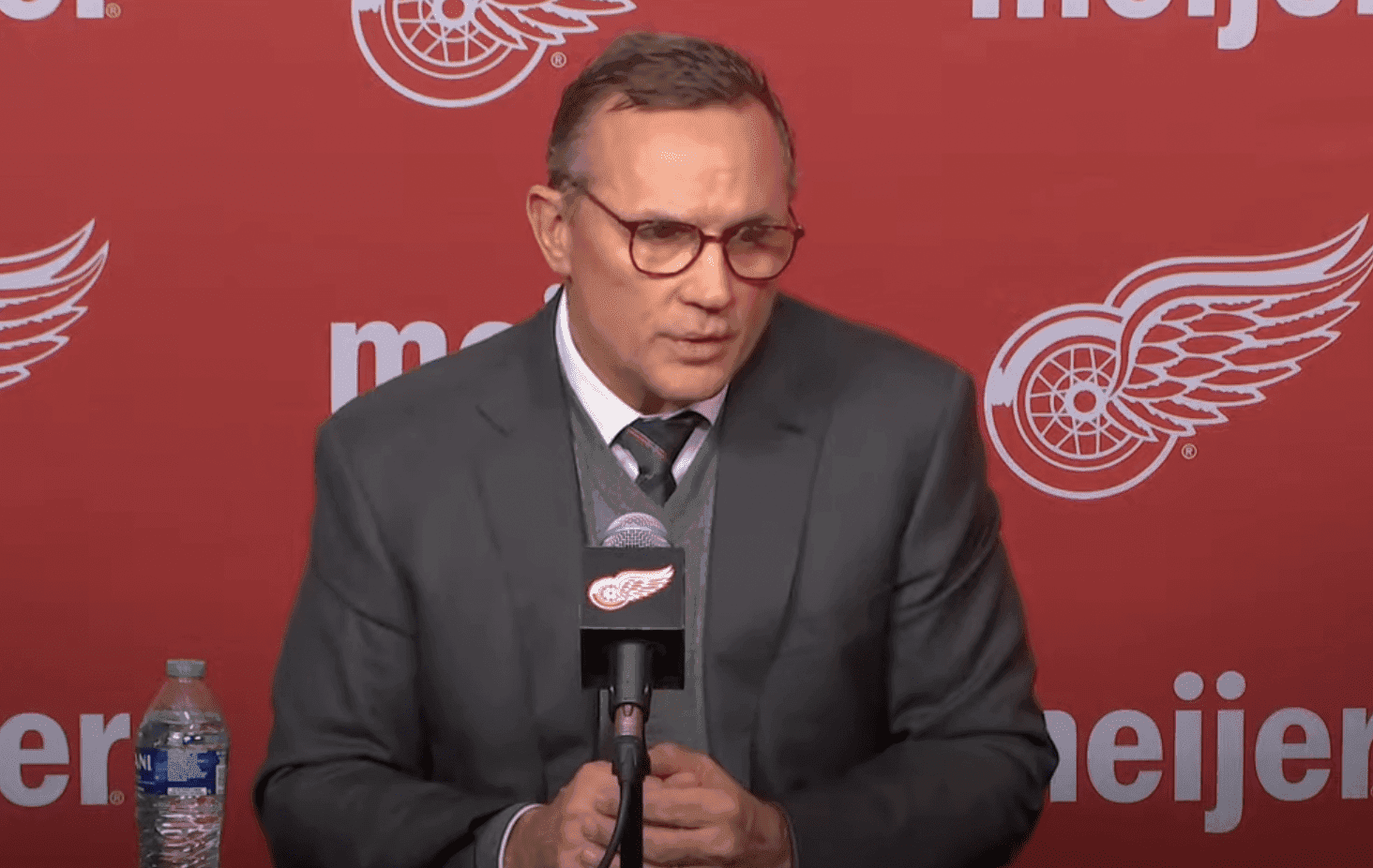 Detroit Red Wings GM Steve Yzerman