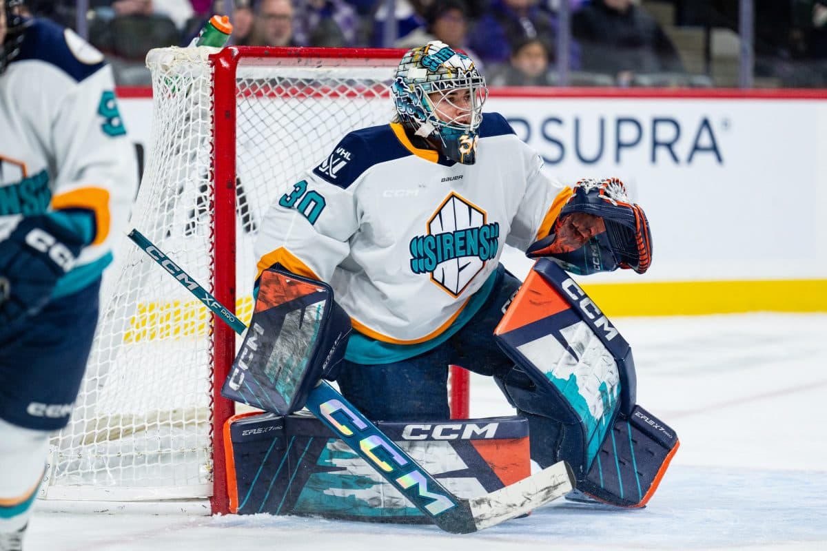 New York Sirens goaltender Corinne Schroeder