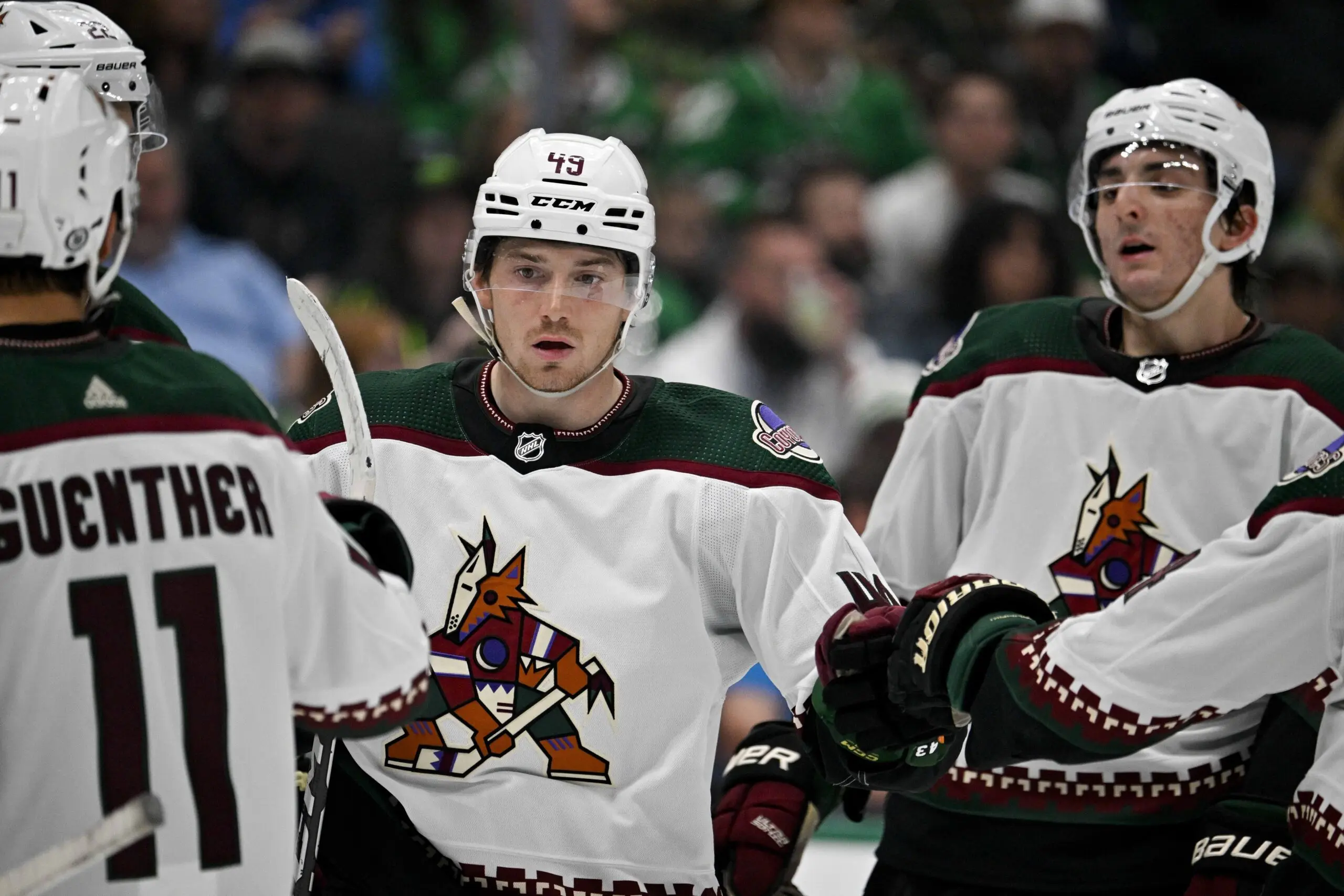 Red Wings sign forward John Leonard to one-year contract