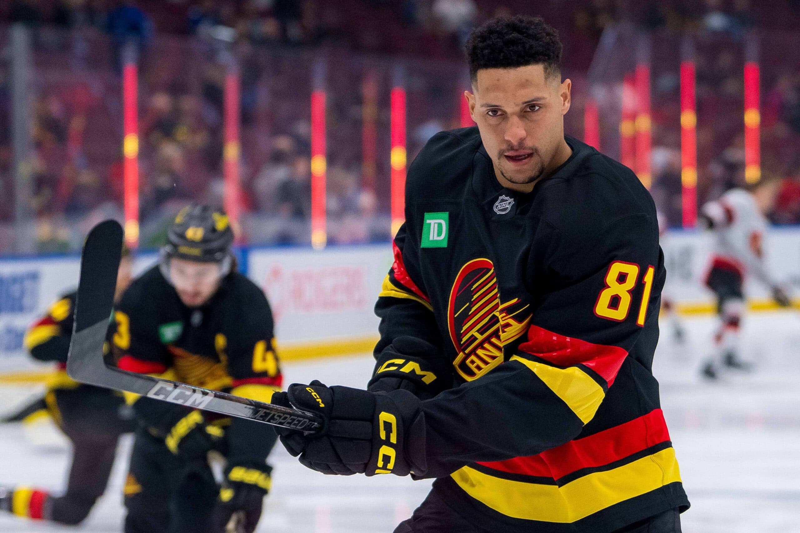 Maple Leafs acquire Dakota Joshua from Canucks for 2028 fourth-round pick