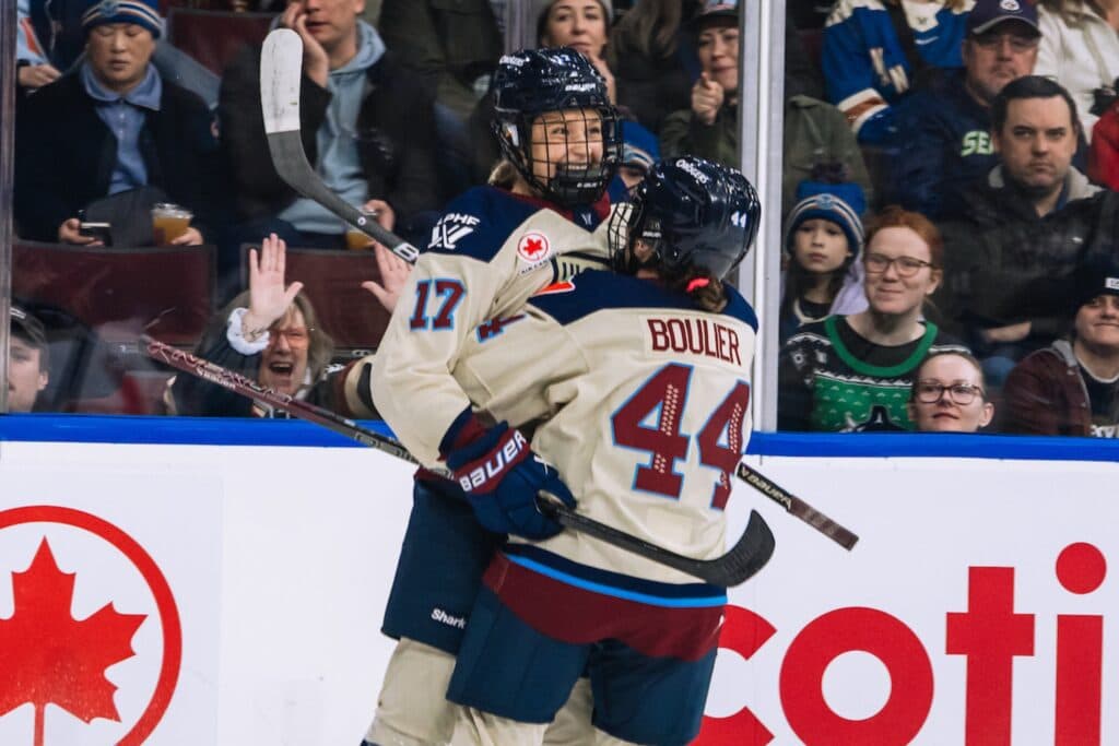 Montreal Victoire defenders Dara Greig, Amanda Boulier
