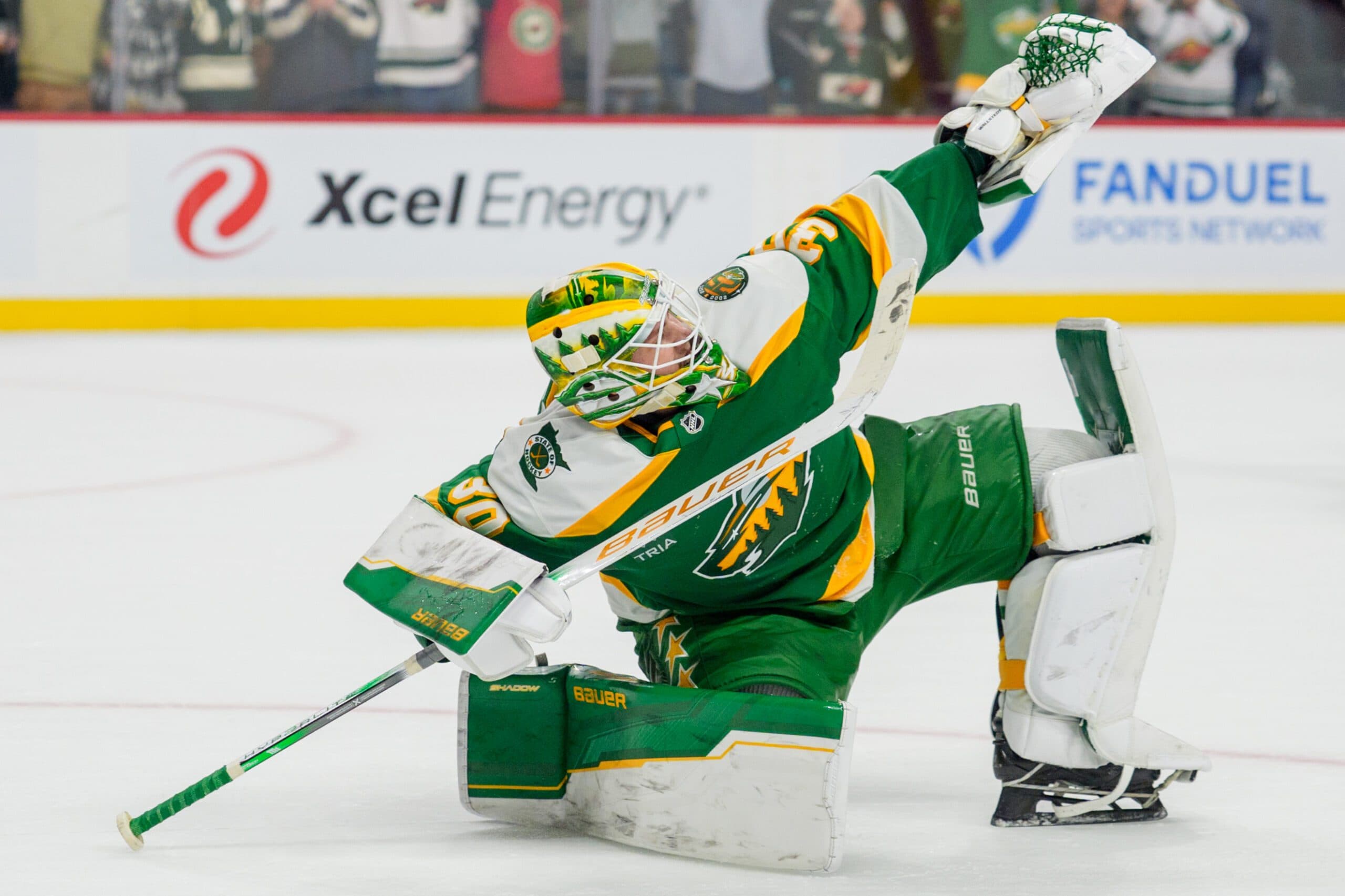 Wild’s Wallstedt becomes first rookie goalie in 87 years to post four shutouts in six games