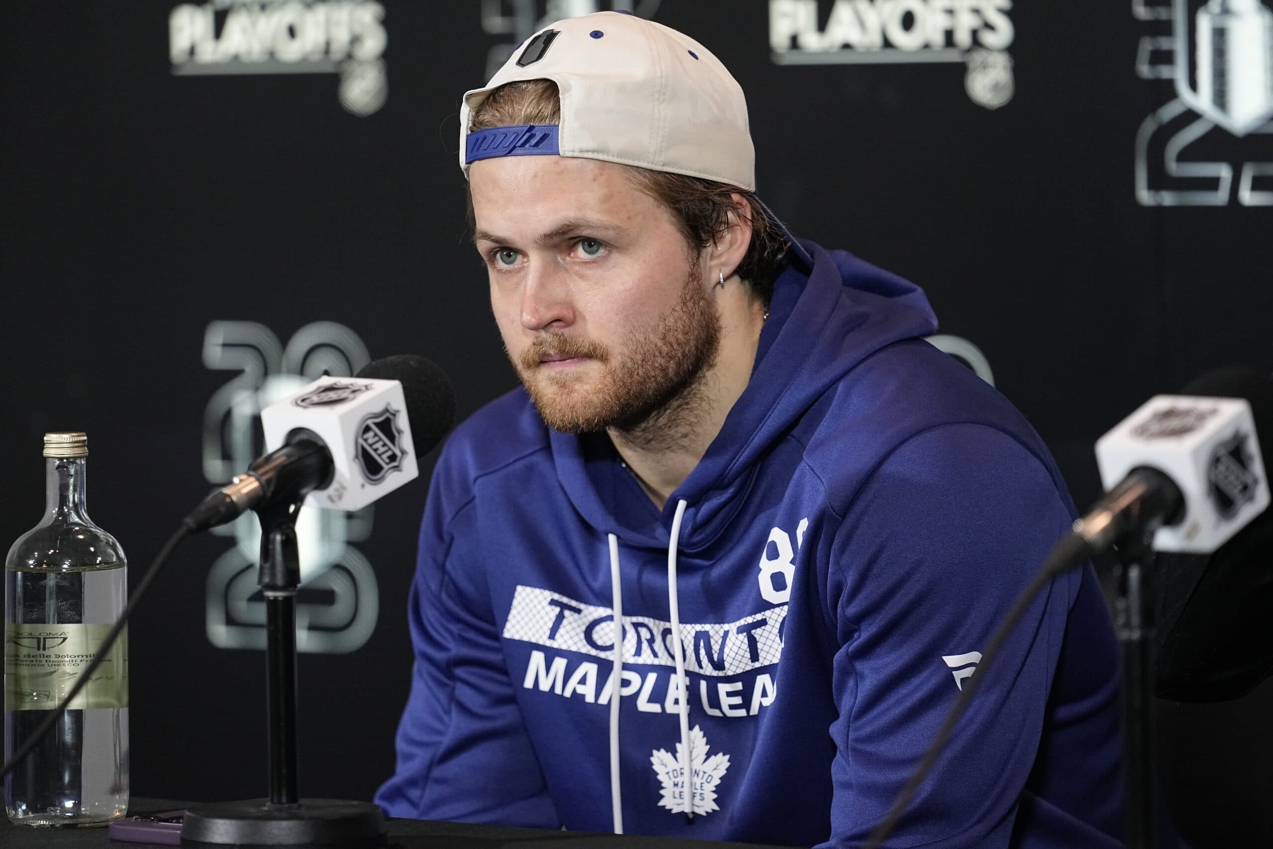 Leafs’ William Nylander fined for flipping middle finger