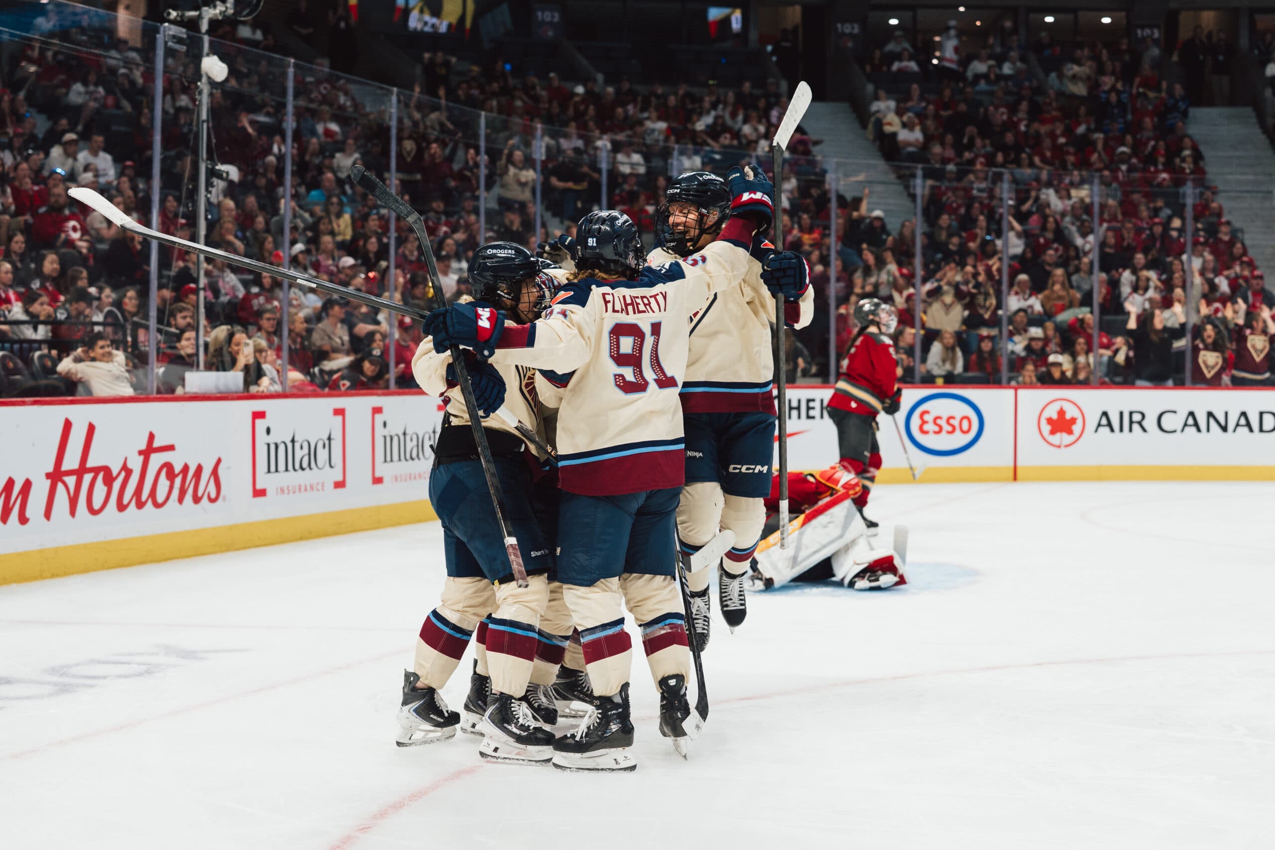 Victoire defeat Charge to win first Walter Cup