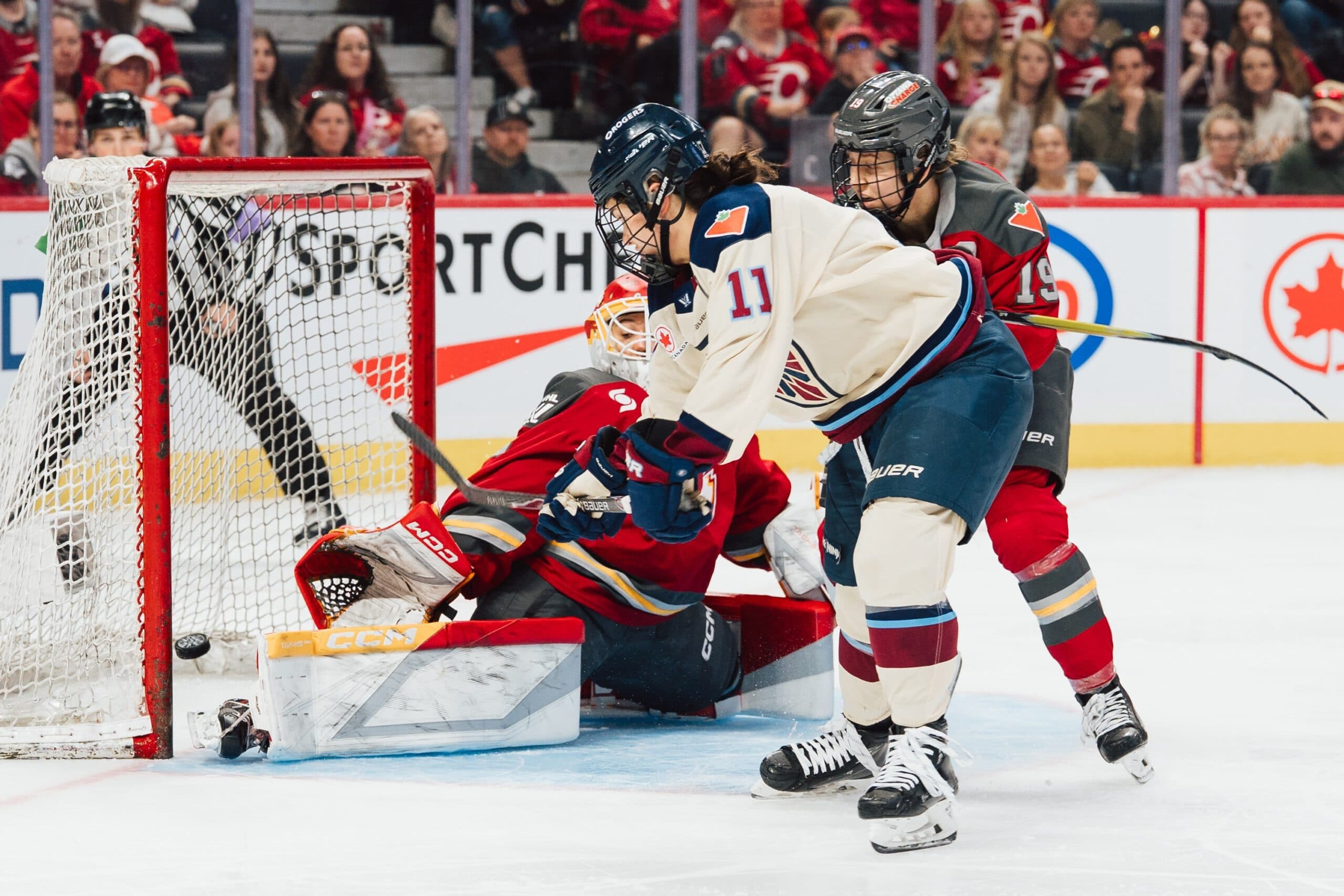 https://publish.dailyfaceoff.com/wp-content/uploads/2026/05/CREDIT-PWHL-MTL-at-OTT-GAME-4-May-20-2026_17-1-scaled.jpg
