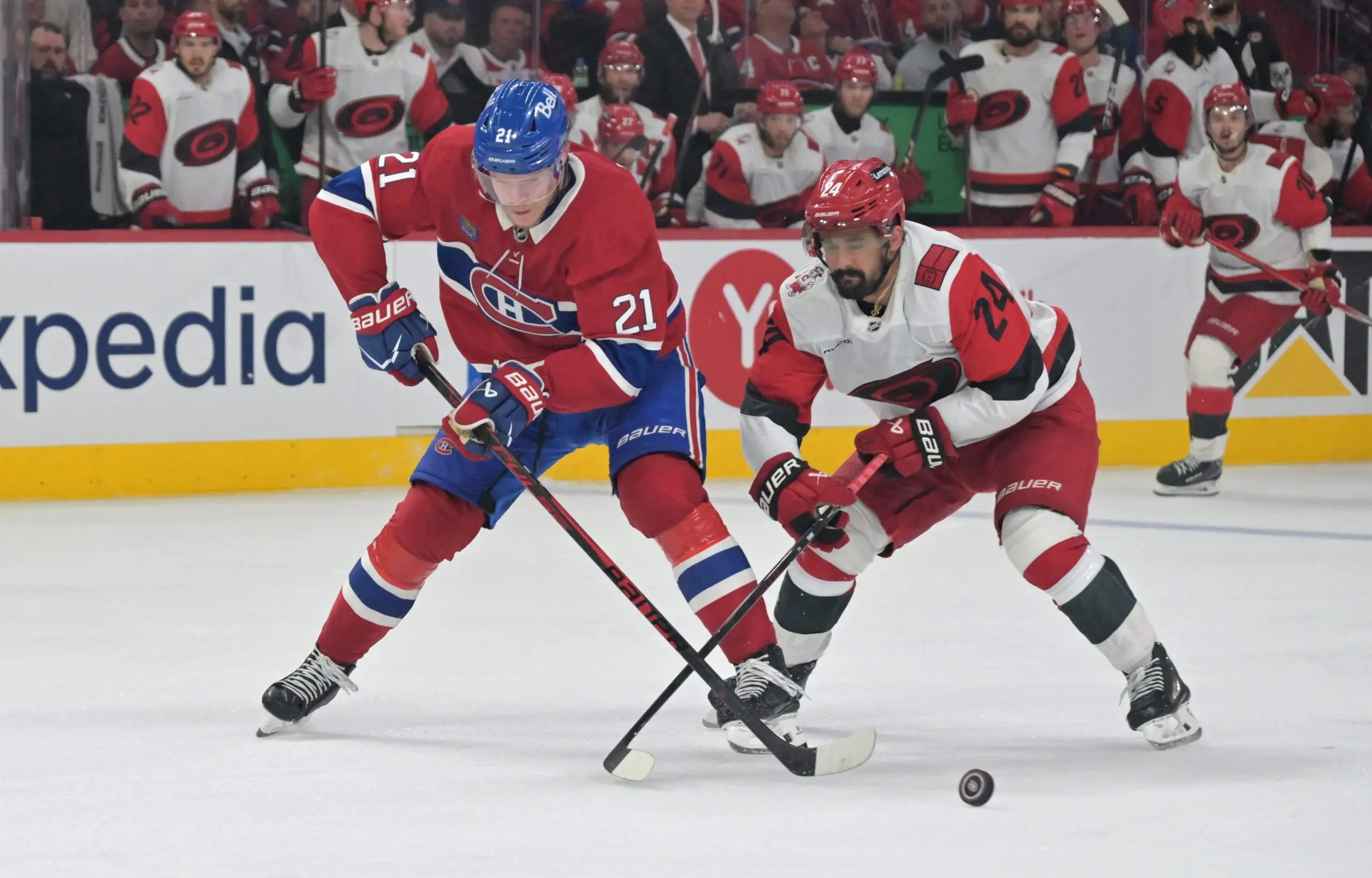 How are the Hurricanes dissecting the Canadiens?
